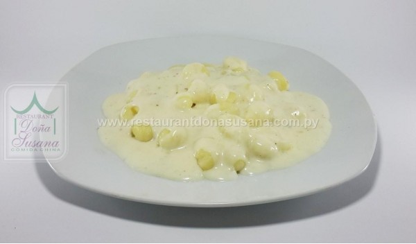 Ñoquis con Salsa Blanca