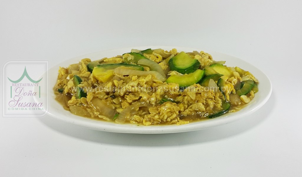 Zapallito Salteado con Huevo